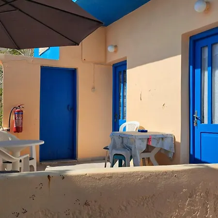 Christina Rooms No1 Palaiochora Exterior foto
